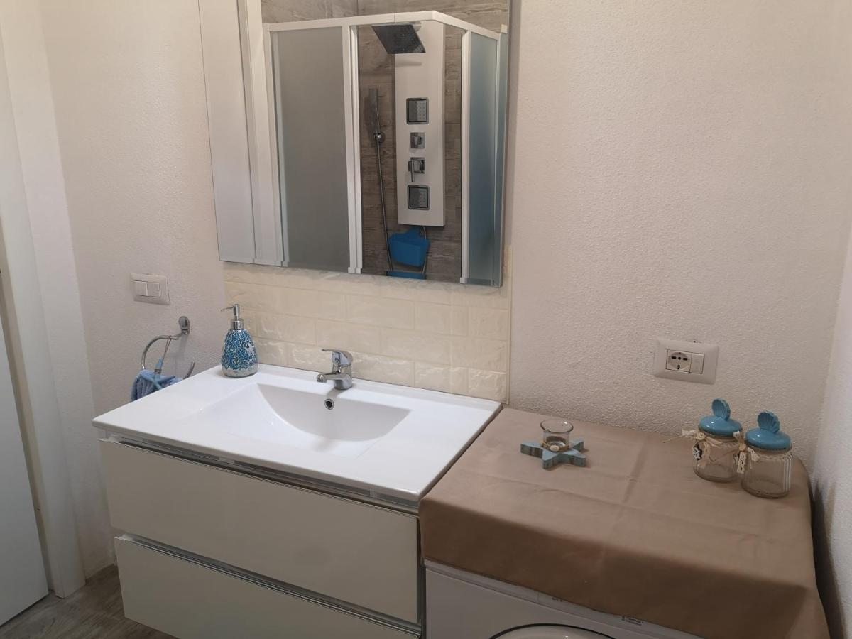 La Conchiglia Apartment Sant'Antioco Bagian luar foto